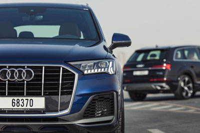 Audi Q7 Blue 4