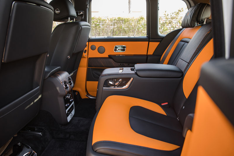 Why Are Rolls Royce cars So Expensive? 3 Rolls Royce Cullinan interior